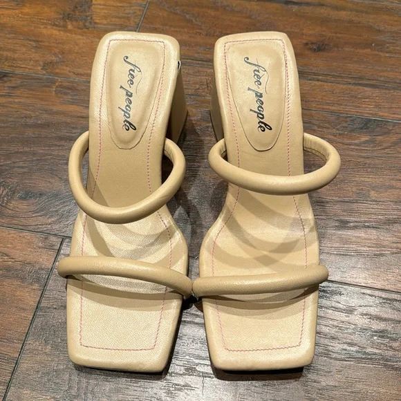 NEW! Free People Double Strap Parker Heel In Dune - Size 39 EU - Picture 7 of 16